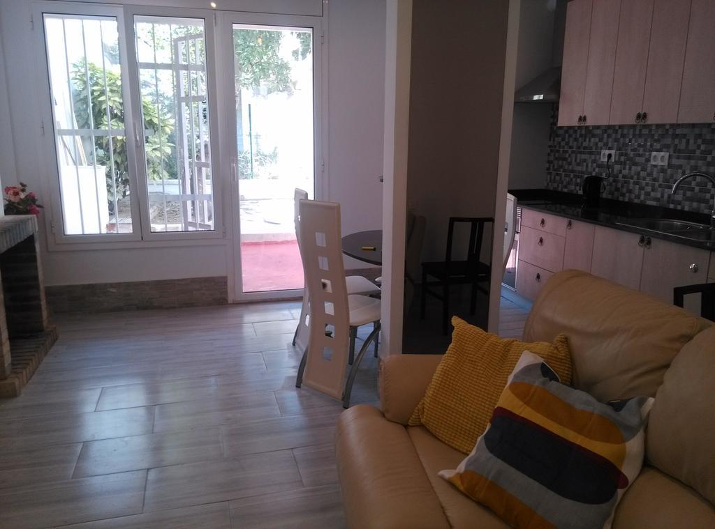 Apartamentos Bcntourism Pineda de Mar Dış mekan fotoğraf