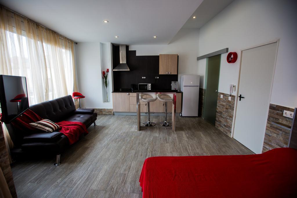 Apartamentos Bcntourism Pineda de Mar Dış mekan fotoğraf